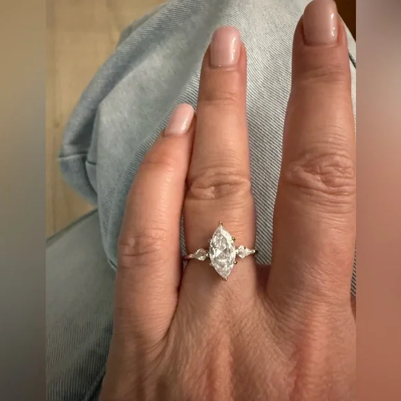 Silver 925 Marquise Center Stone Three-Stone Ring - Picture 4 of 8